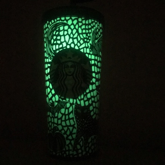 COPY - Starbucks Glow in the Dark 2020🎃Halloween … - Picture 3 of 3